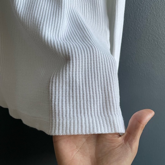 Denim Forum 97% Cotton Waffle Knit Longsleeve Tee - Picture 2 of 3